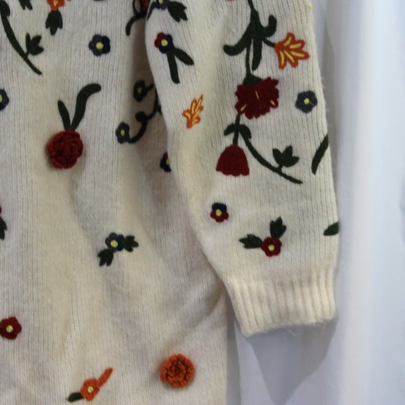 Anthropologie Cream Floral Applique Long Sleeve Sweater Dress NWT - Picture 4 of 11